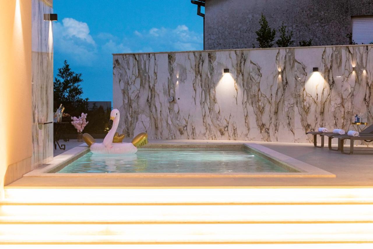 Villa Nina I - Apartments With Pool Near The Sea Rabac Exterior photo