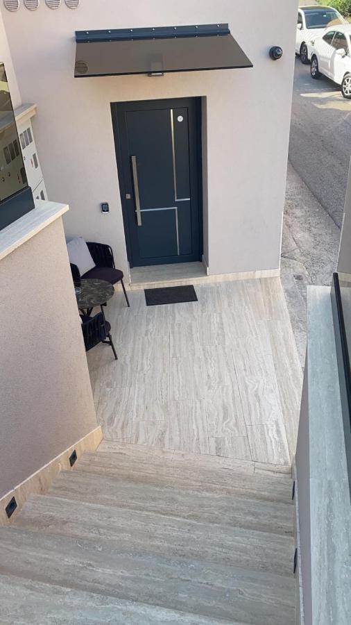 Villa Nina I - Apartments With Pool Near The Sea Rabac Exterior photo
